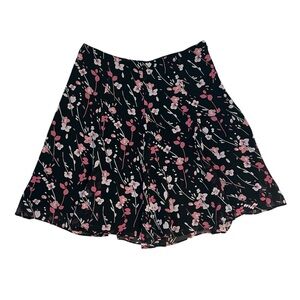 Express Floral Mini Skirt 💐